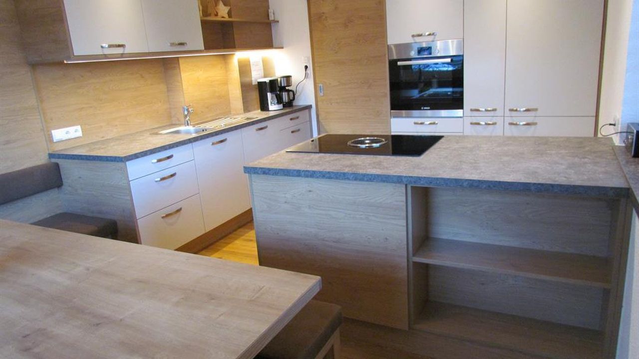 Zillertal-Fügenberg-Landhaus-Kröll-Gästehaus-Küche Zillertal-Fügenberg-Landhaus-Kröll-Gästehaus-Küche